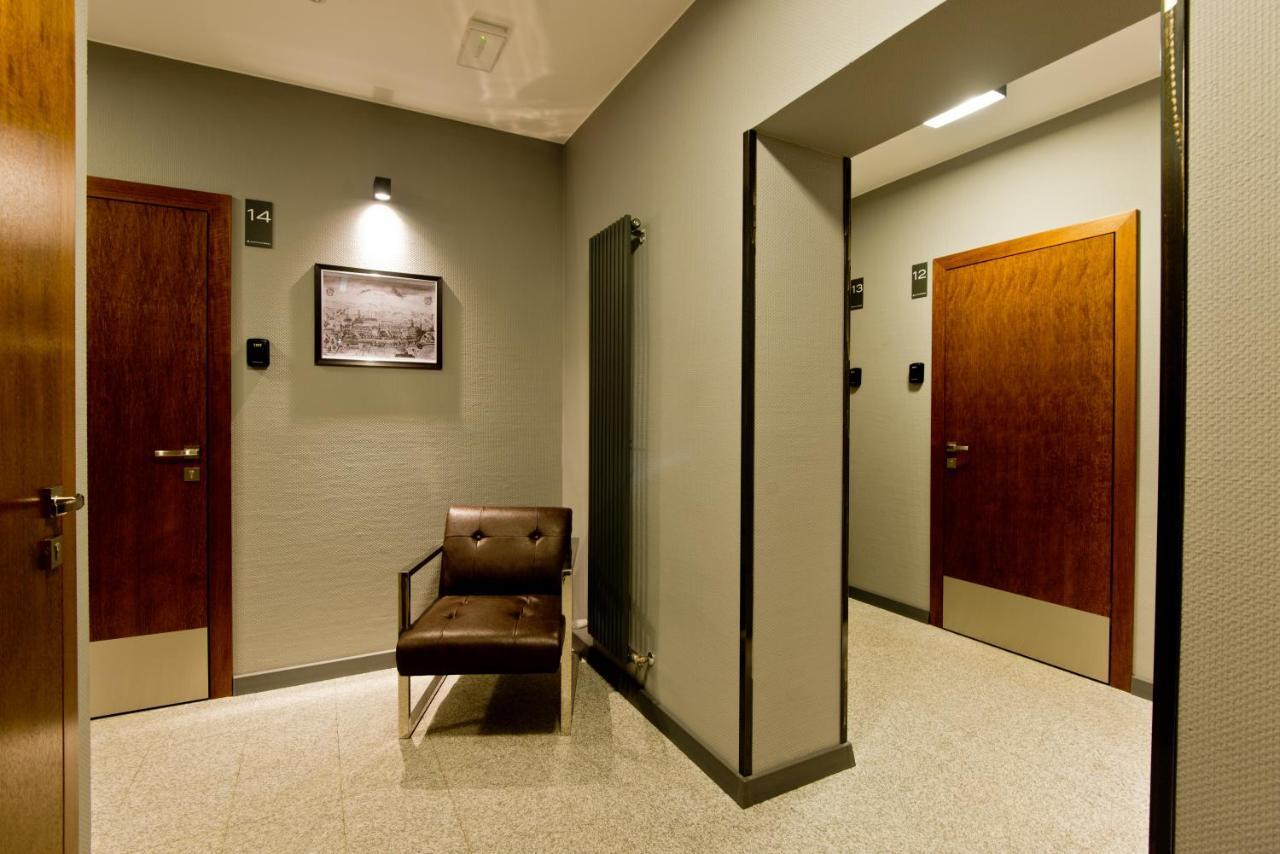 Apartsuites I Sorau ジャリ エクステリア 写真 A typical corridor
